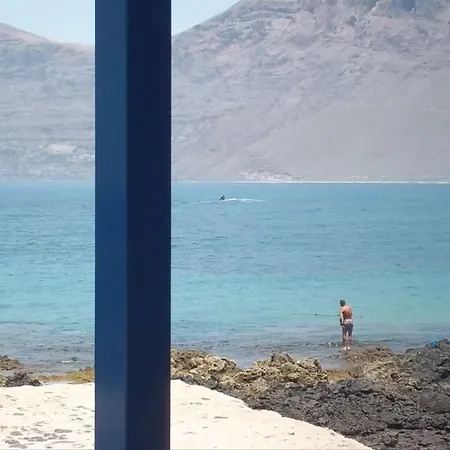 La Caleta Sleeps 6 Wifi