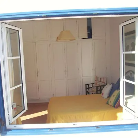 La Caleta Sleeps 6 Wifi Famara